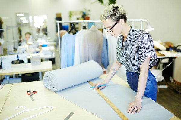 Boutique en ligne de tissus pour l'habillement: qualité et promotions